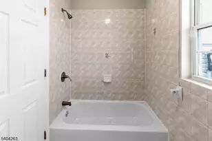 139 Inslee Pl, Elizabeth, NJ 07206 - Photo 9