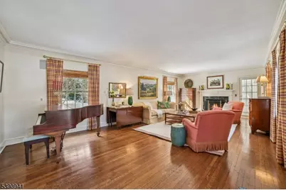 1 Slope Drive, Millburn, NJ 07078 - Photo 7