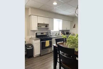 632 Chase Ave, Lyndhurst Township, NJ 07071 - Photo 1