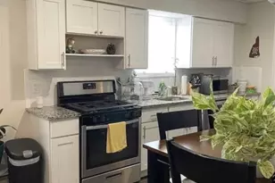 632 Chase Ave, Lyndhurst Township, NJ 07071 - Photo 1