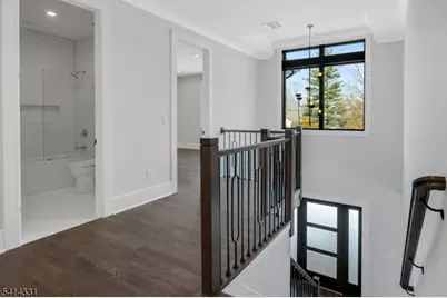 126 Emerson Ln, Berkeley Heights Township, NJ 07922 - Photo 11