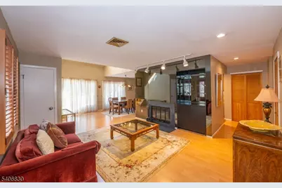 11 Cerone Ct, West Orange Township, NJ 07052 - Photo 3