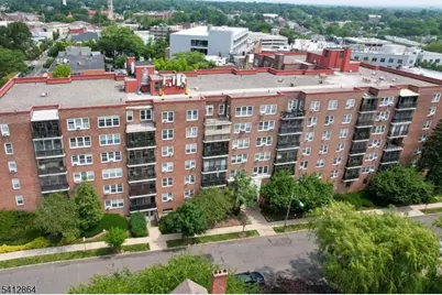 5 Roosevelt Pl #2B, Montclair Twp., NJ 07042 - Photo 11