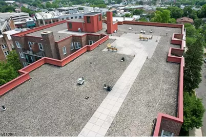 5 Roosevelt Pl #2B, Montclair Twp., NJ 07042 - Photo 15