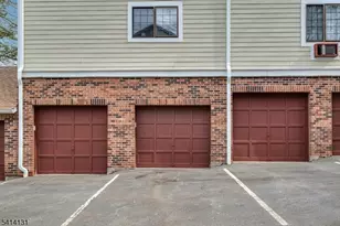 2 Foxwood Dr, Morris Plains, NJ 07950 - Photo 15