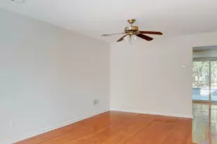 271 Dochery Pl, Franklin Township, NJ 08873 - Photo 5