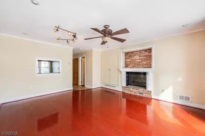 345 Gettysburg Way, Lincoln Park, NJ 07035 - Photo 11