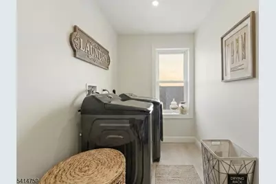 60 Rollins Ave, Clifton, NJ 07011 - Photo 21