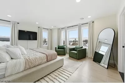 60 Rollins Ave, Clifton, NJ 07011 - Photo 17