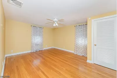 438 Mount Prospect Ave, Clifton, NJ 07012 - Photo 13