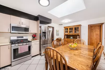 127 Dukes Rd, Rahway, NJ 07065 - Photo 7