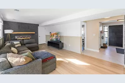 11 Grover St, Roxbury Township, NJ 07876 - Photo 5