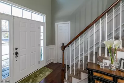 1 Interlachen Ct, Montgomery Township, NJ 08558 - Photo 5