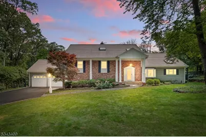 149 Knollwood Dr, Watchung, NJ 07069 - Photo 1