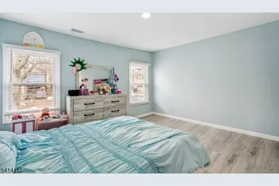 22 Pine Grove Ter, Newark, NJ 07106 - Photo 13