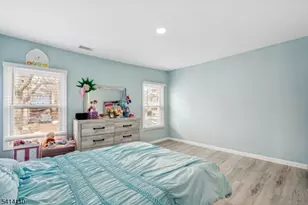 22 Pine Grove Terrace, Newark, NJ 07106 - Photo 13