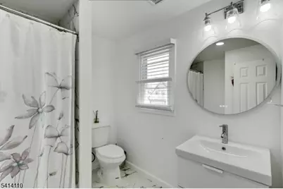 22 Pine Grove Ter, Newark, NJ 07106 - Photo 21