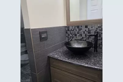 24 Van Vechten St #3, Newark, NJ 07114 - Photo 17