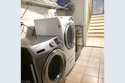 24 Van Vechten St #3, Newark, NJ 07114 - Photo 33