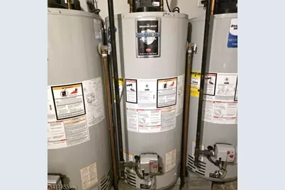 24 Van Vechten St #3, Newark, NJ 07114 - Photo 35