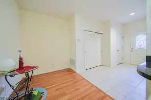 8005 Brittany Dr, Wayne, NJ 07470 - Photo 5