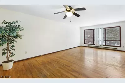 74 Sleepy Hollow Rd, Byram Township, NJ 07821 - Photo 7