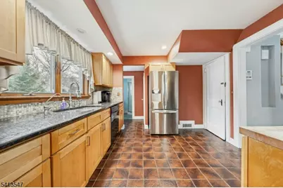 177 Chestnut Dr, Wayne, NJ 07470 - Photo 5