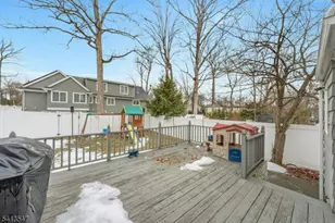 177 Chestnut Dr, Wayne, NJ 07470 - Photo 25