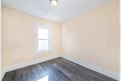 479 Centre St, Nutley, NJ 07110 - Photo 25