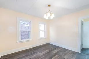 479 Centre St, Nutley, NJ 07110 - Photo 17