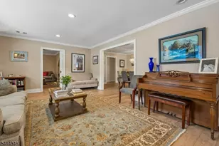 12 (14) Dale Dr, West Orange Township, NJ 07052 - Photo 5