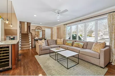 6 Knollwood Dr, Livingston, NJ 07039 - Photo 7