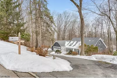 46 Junard Dr, Morris Township, NJ 07960 - Photo 5