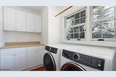 4 Meadow Ln, Roseland, NJ 07068 - Photo 21