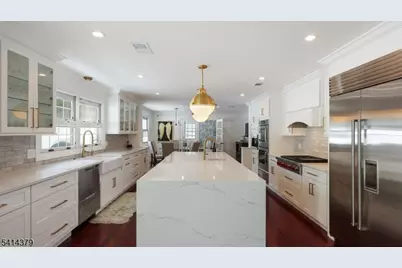 4 Meadow Ln, Roseland, NJ 07068 - Photo 13