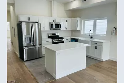 14 Nelson Pl, Irvington, NJ 07111 - Photo 3