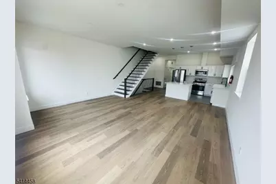 14 Nelson Pl, Irvington, NJ 07111 - Photo 5