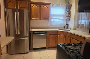 5 Roosevelt Ave, East Orange, NJ 07017 - Photo 3