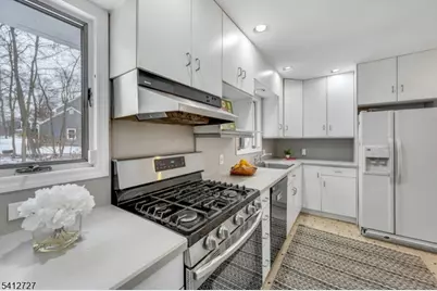 122 Orchard Pl, Ramsey, NJ 07446 - Photo 15