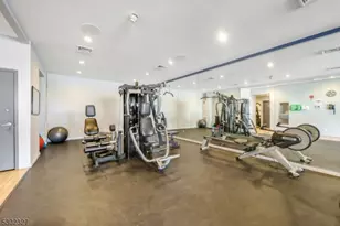 1055 River Rd, Edgewater, NJ 07020 - Photo 19