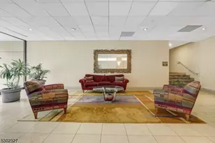 1055 River Rd, Edgewater, NJ 07020 - Photo 27