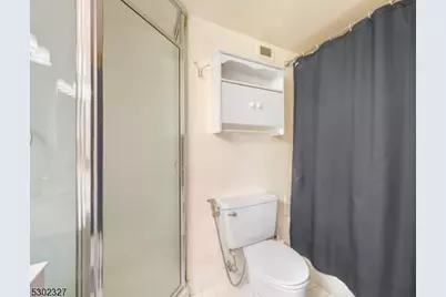 1055 River Rd #814, Edgewater, NJ 07020 - Photo 15