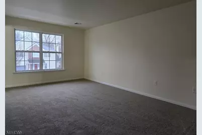 206 Pinelli Dr, Piscataway Township, NJ 08854 - Photo 9