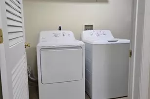 206 Pinelli Dr, Piscataway Township, NJ 08854 - Photo 7