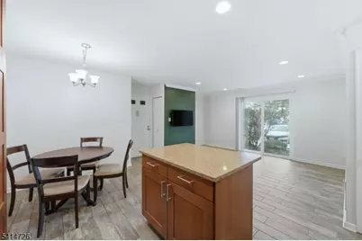 115 Applegate Ln, East Brunswick Township, NJ 08816 - Photo 11