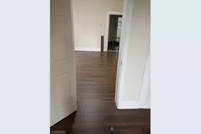 527 N Grove St, East Orange, NJ 07017 - Photo 5
