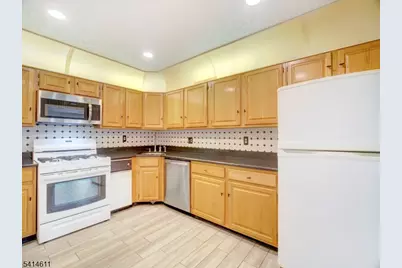 77 Howard St, Newark, NJ 07103 - Photo 7