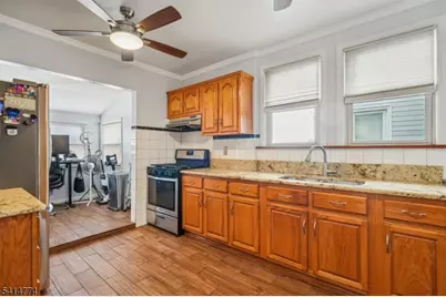 246 N 9th St, Newark, NJ 07107 - Photo 13