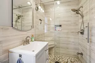 246 N 9th St, Newark, NJ 07107 - Photo 19