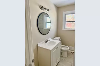 122 Franklin Blvd, Franklin Township, NJ 08873 - Photo 9